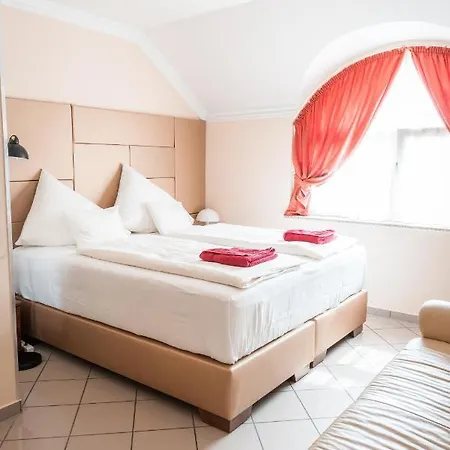 Bed & Breakfast Kaiser Panzio