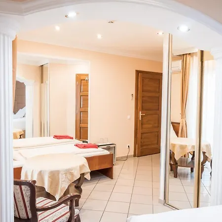 Kaiser Panzio Bed & Breakfast 3*