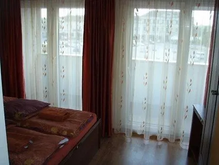 Kaiser Panzio Bed & Breakfast Baja